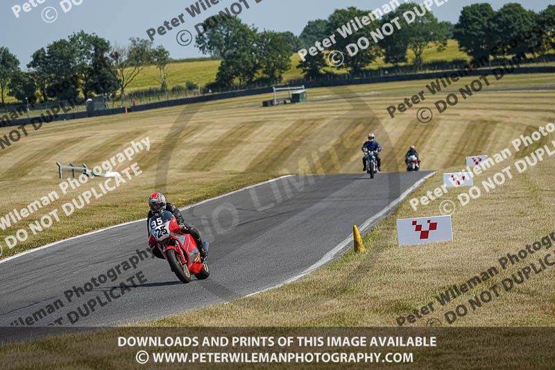 cadwell park;cadwell park photographs;cadwell trackday photographs;enduro digital images;event digital images;eventdigitalimages;peter wileman photography;racing digital images;trackday digital images;trackday photos